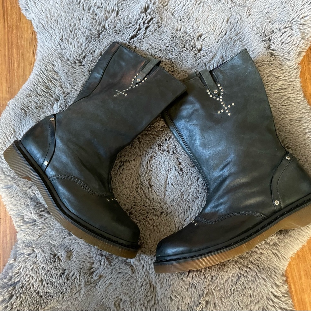Women's Black Leather Boots
